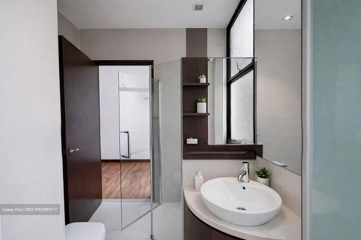 Warner Court (D10), Apartment #566508981